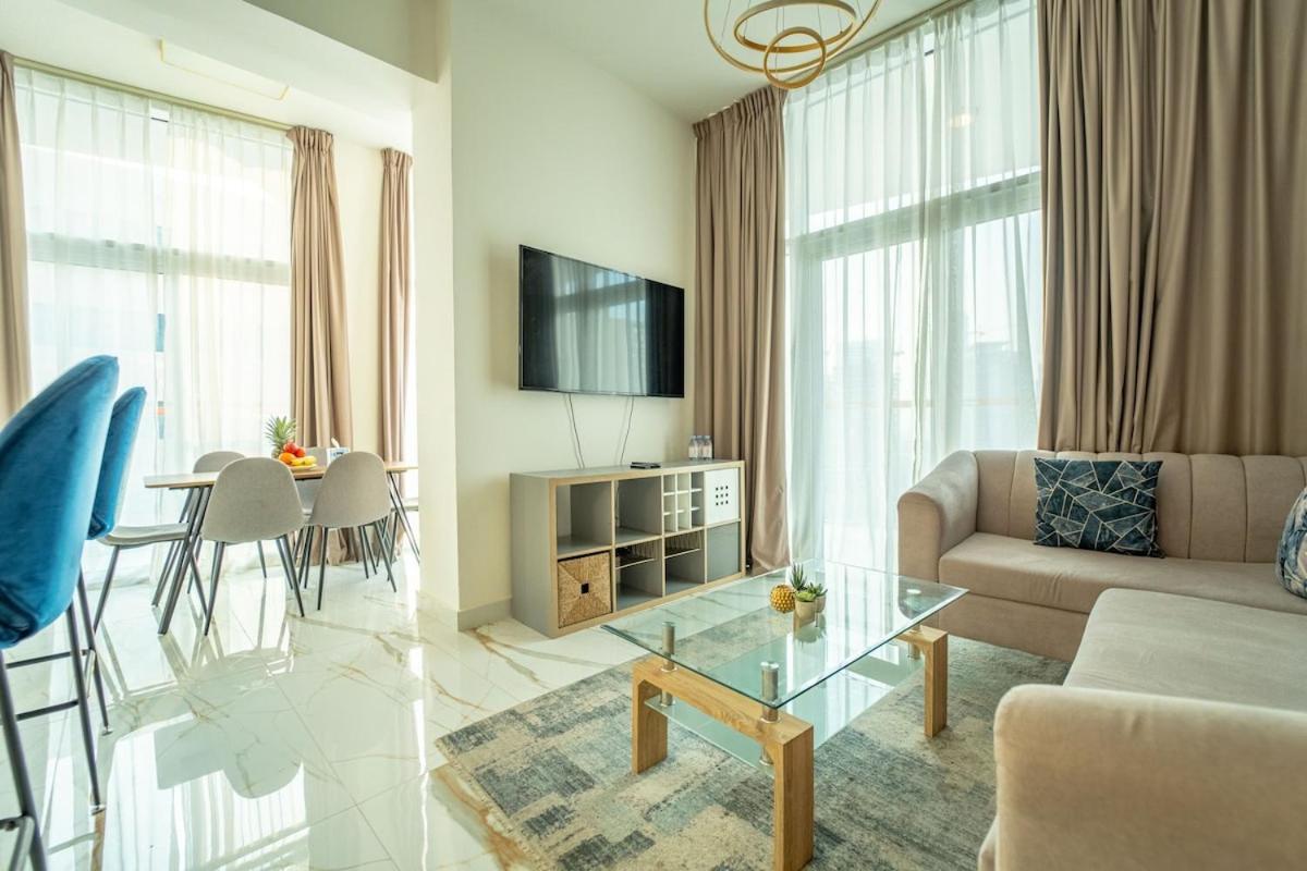 Aws Holiday Homes - Luxurious 2Br In Business Bay Dubaj Zewnętrze zdjęcie